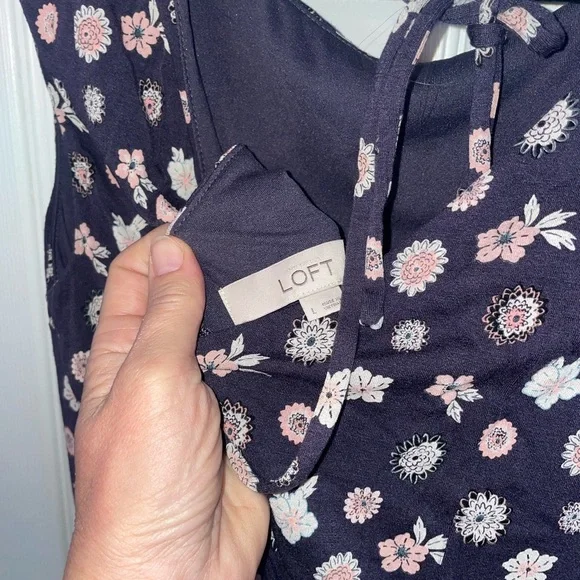 LOFT Sleeveless Cotton Charcoal with Floral Pattern Dress - Picture 4 of 4